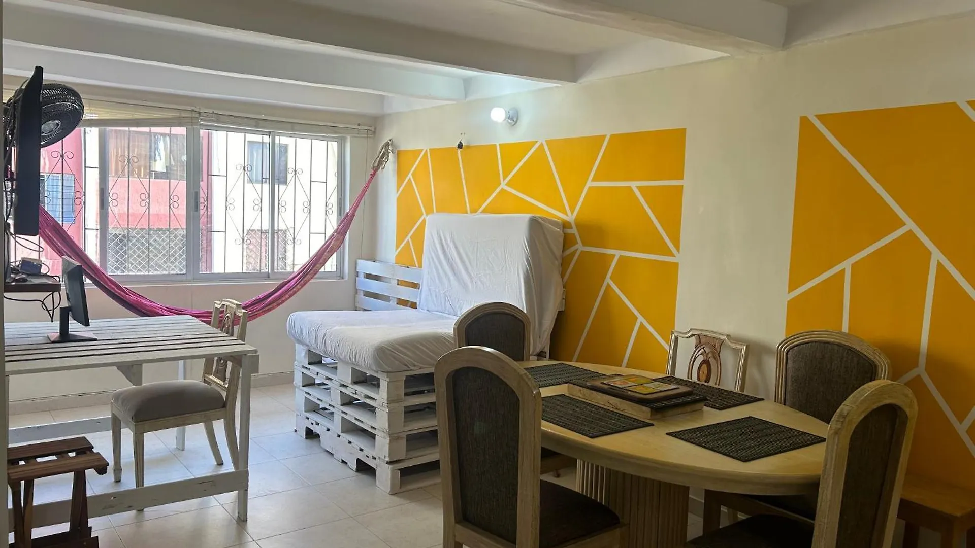 Homestay Garden Serenity Bunk Room With Private Bath Near Airport Cartagena Colombia